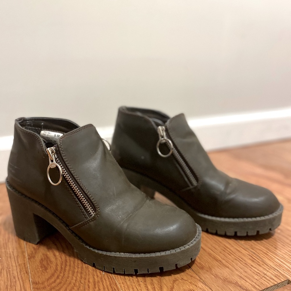 Chocolate brown double zipper ankle boots